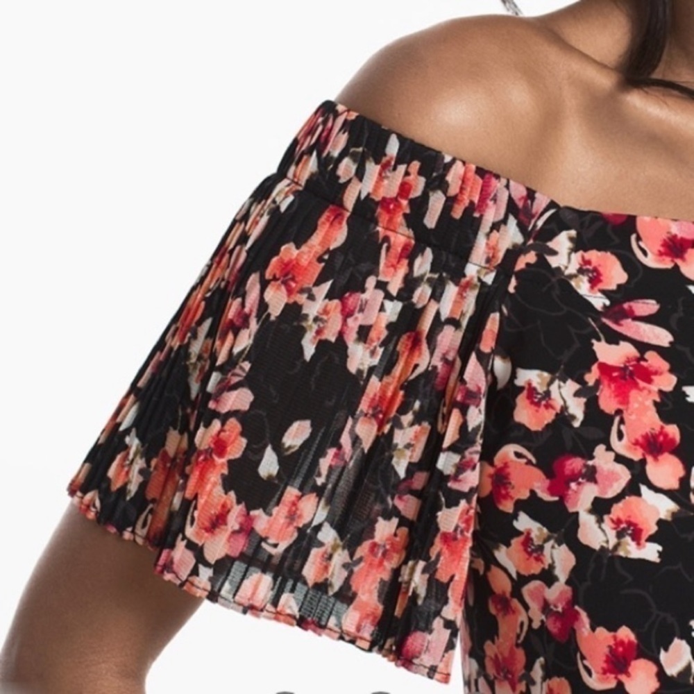 White House Black Market Floral Off The Shoulder Blouse - Picture 3 of 7